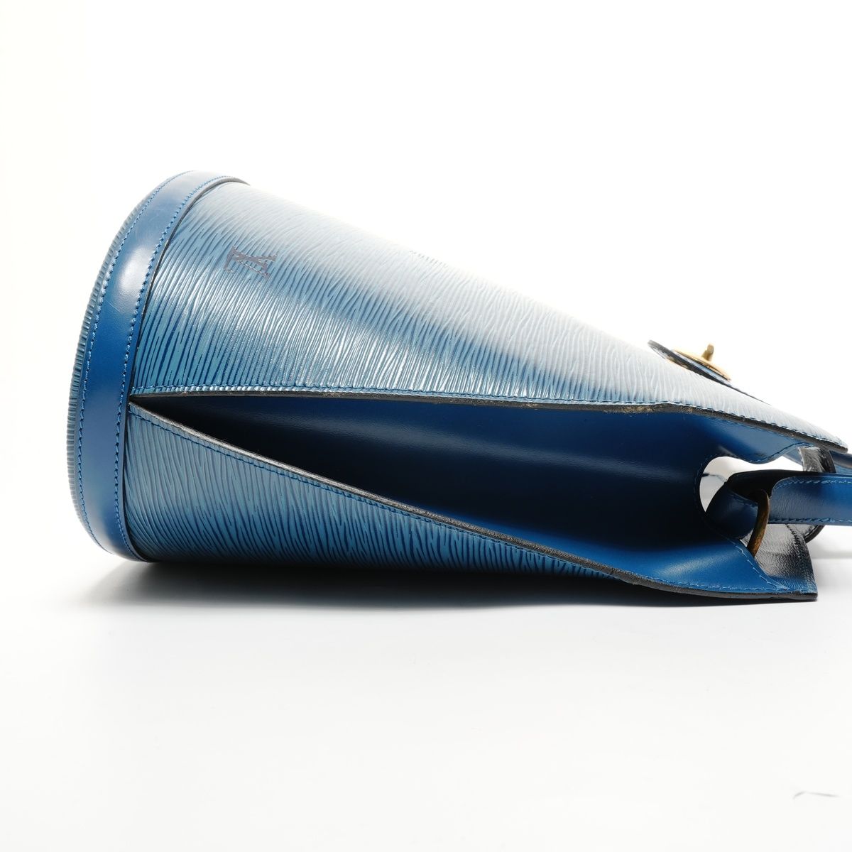 Louis Vuitton Shoulder Bag Epi Cluny — view 4