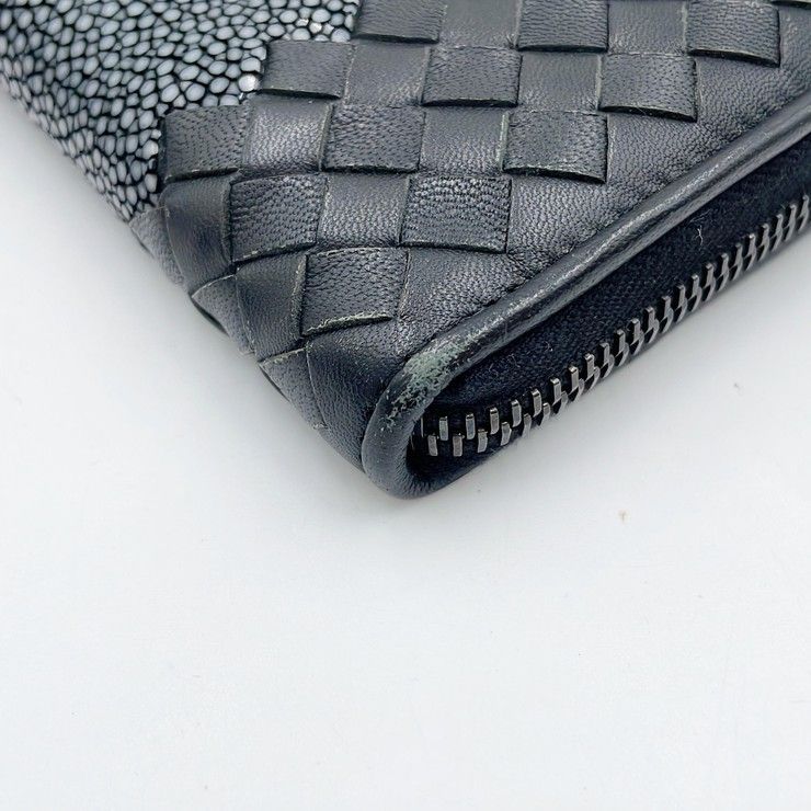 Bottega Veneta Wallet Intrecciato Black Stingray Lambskin Zip Around — view 4