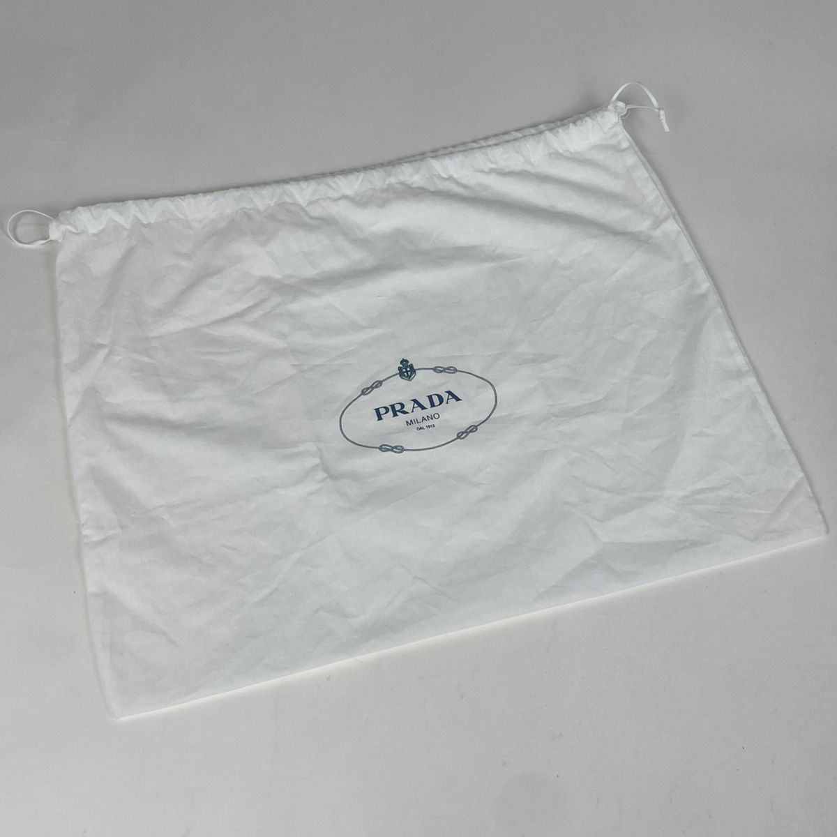 Prada Bucket Hat Re-Nylon Nero — view 6