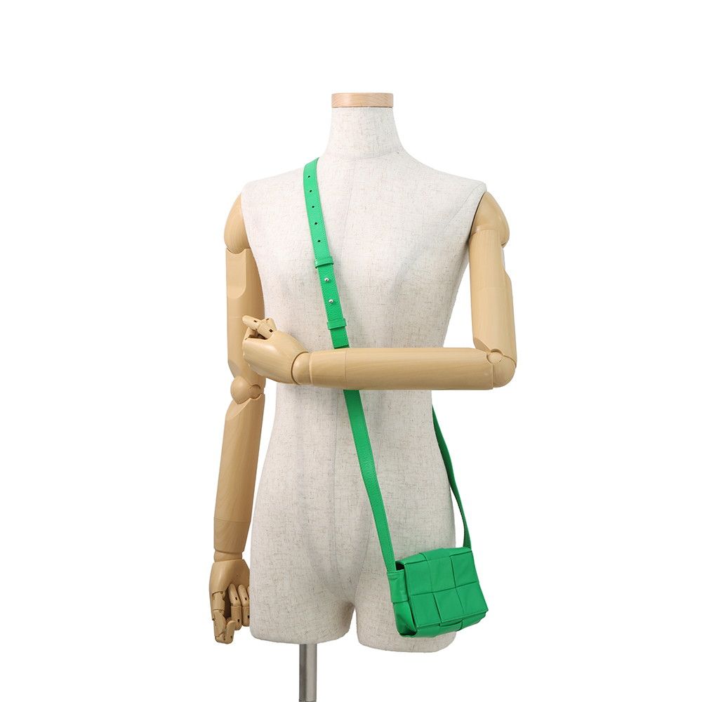 Bottega Veneta Shoulder Bag Candy Cassette Calf Leather — view 4