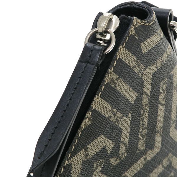 Gucci GG Carre Shoulder Bag — view 8