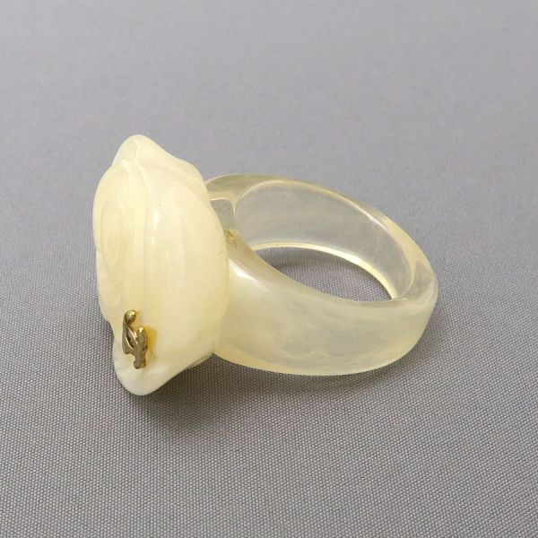 Chanel Ring White — view 2