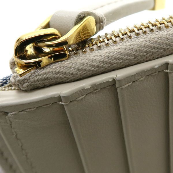 Dior 30 Montaigne Dahlia Wallet Handbag — view 4