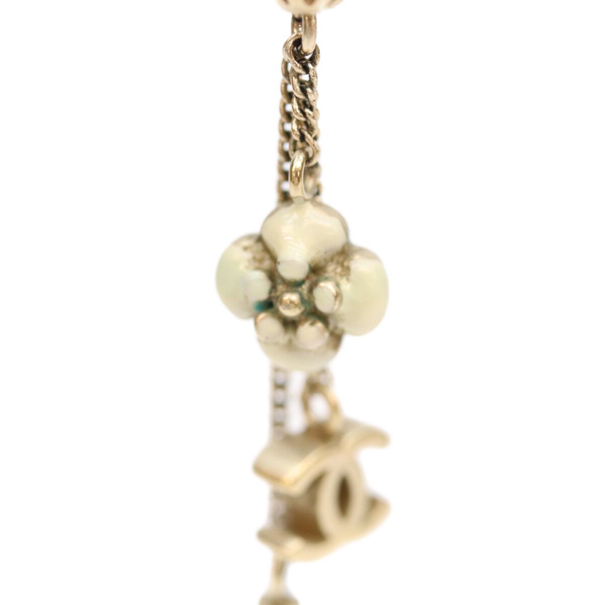 Chanel Gold CC Logo Clover Chain Pearce Earrings — view 5
