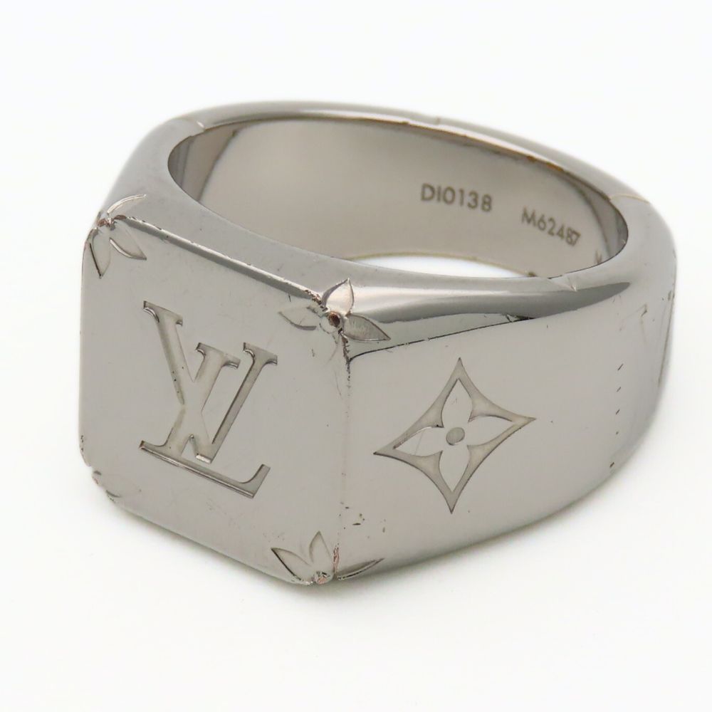 Louis Vuitton Ring Signet Monogram Metal Silver Plated — view 2