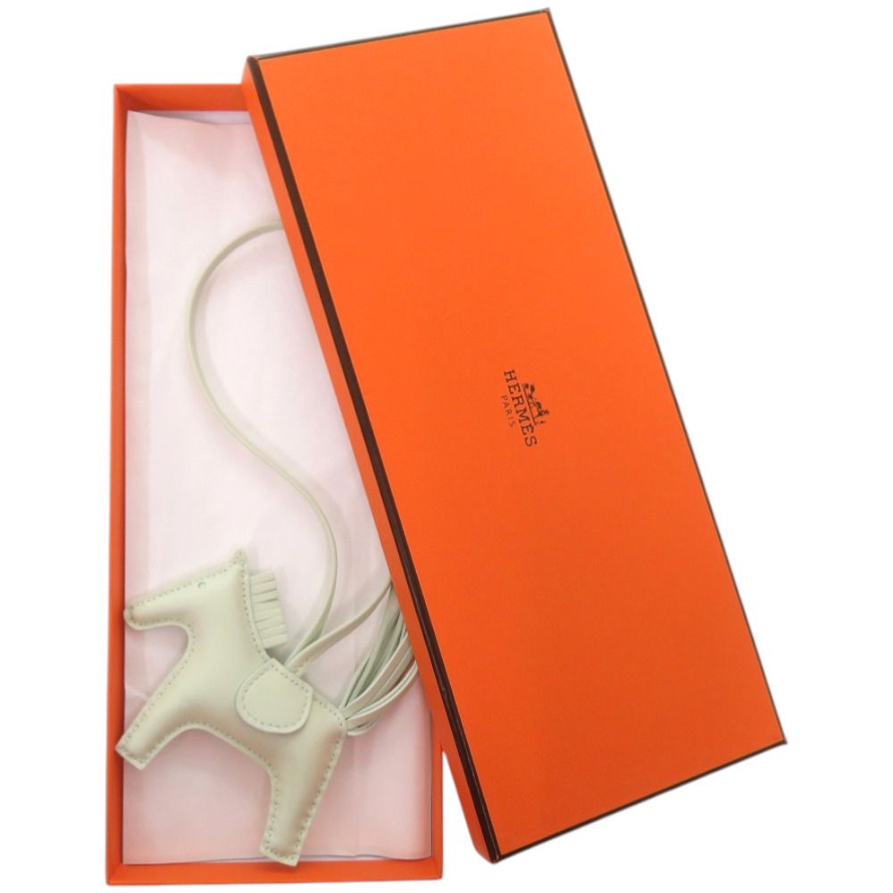 Hermes Rodeo PM Lambskin Veil Fizz Key Holder Valfiz — view 2