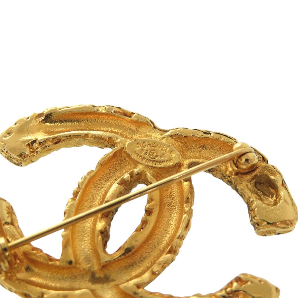 Chanel Lava CC Logo Fringe Brooch Metal Gold — view 6