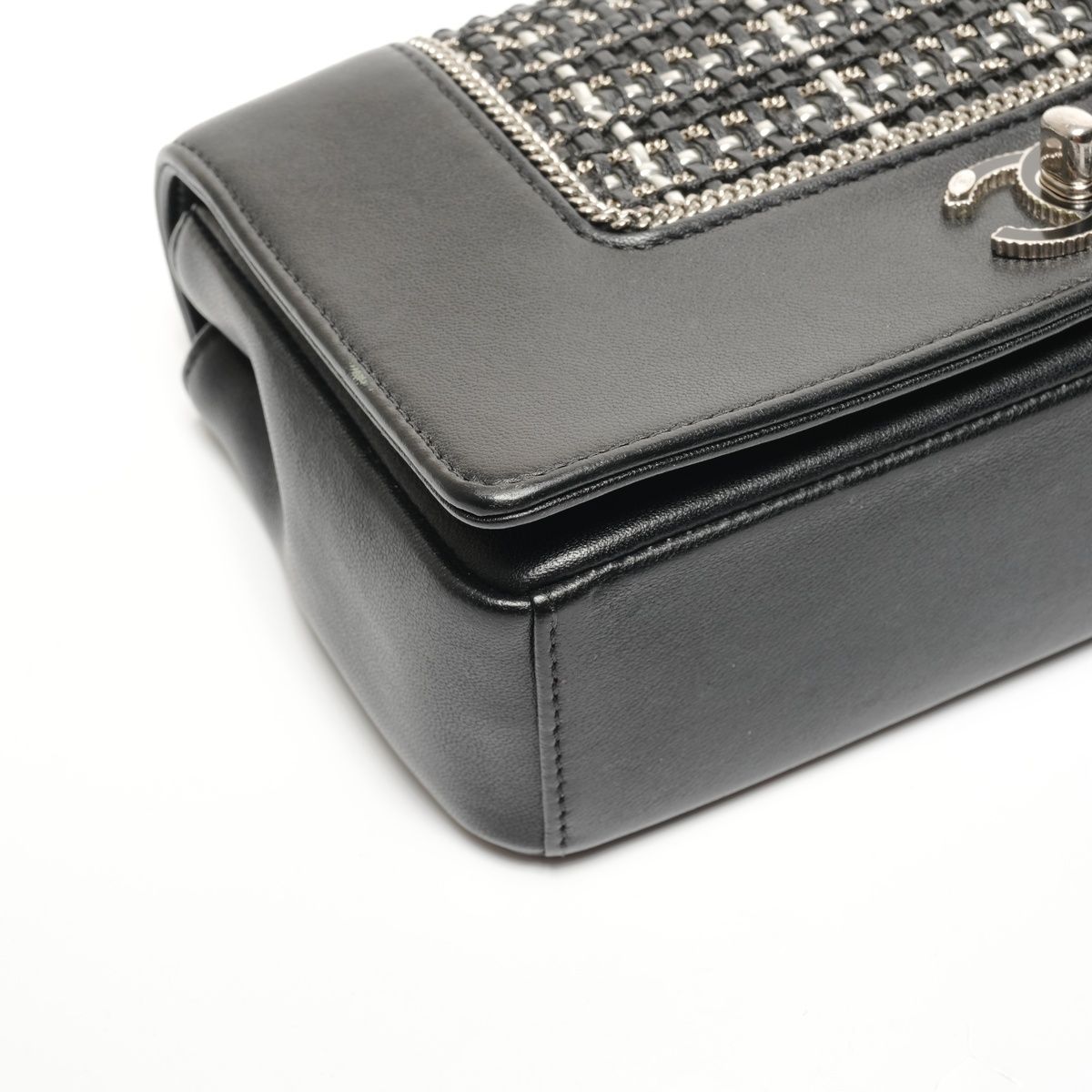 Chanel Shoulder Bag Lambskin Double Flap Check — view 5