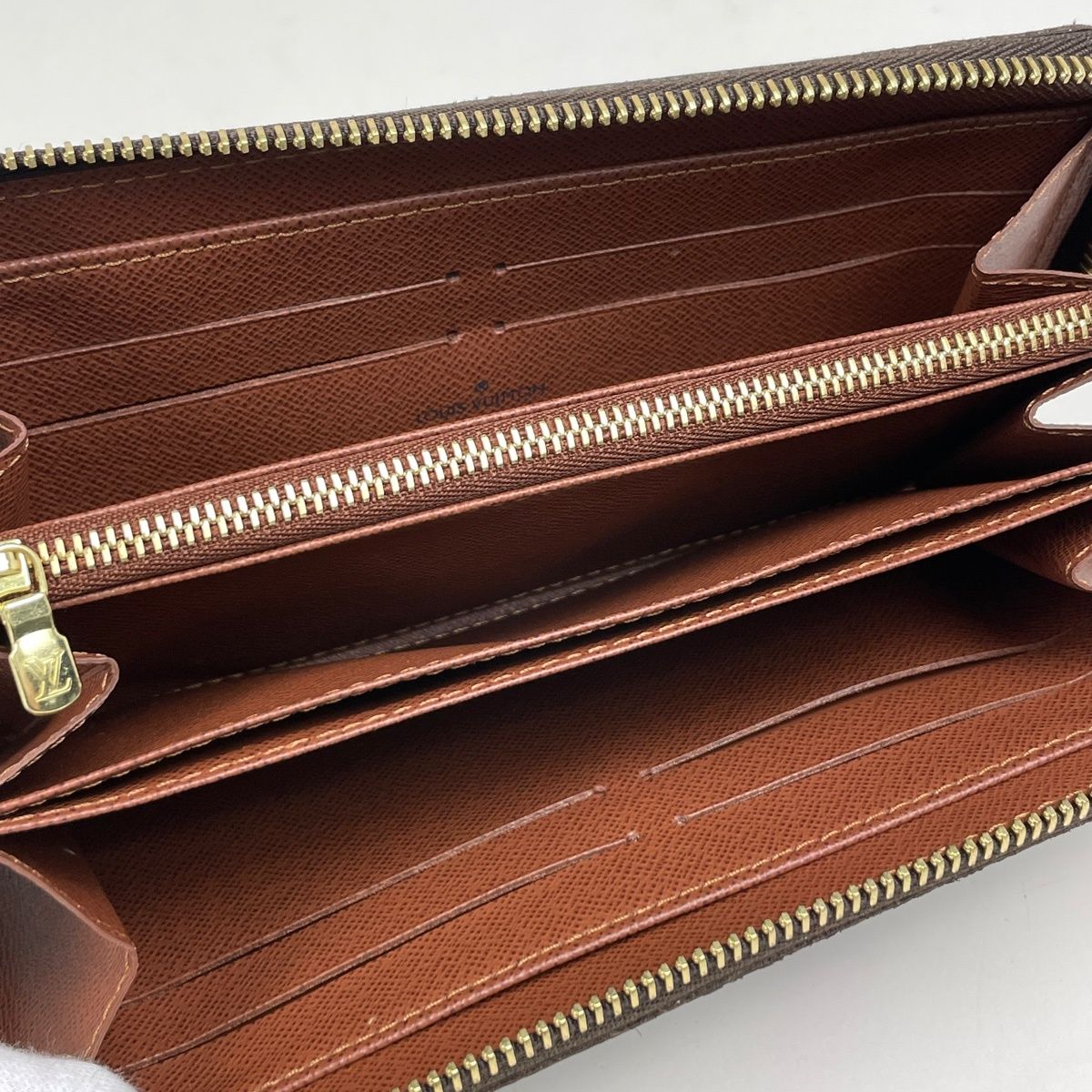 Louis Vuitton Zippy Wallet Round Zip Monogram Brown — view 5