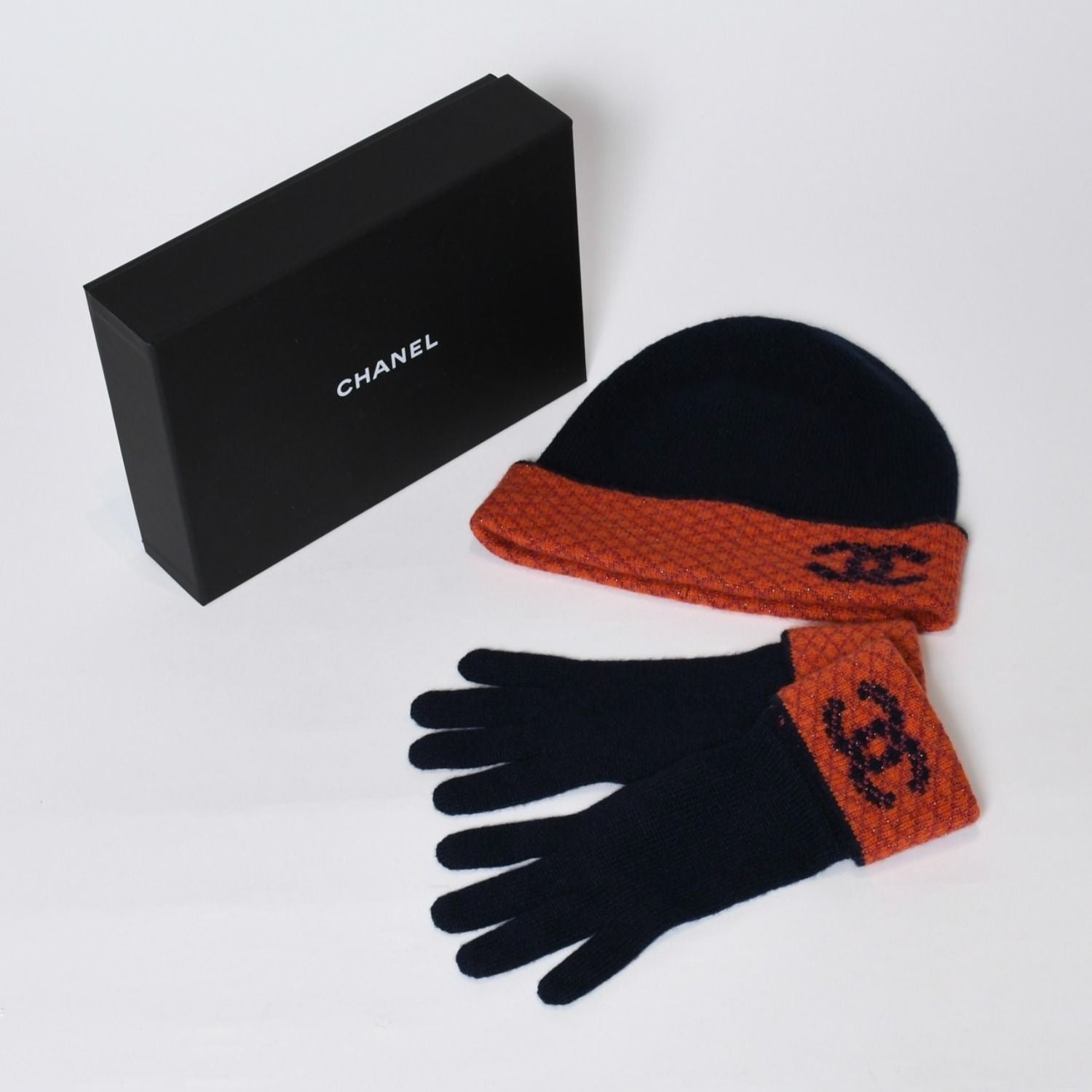 Chanel Cashmere Gloves Beanie Knit Cap Set CC Logo Navy Orange