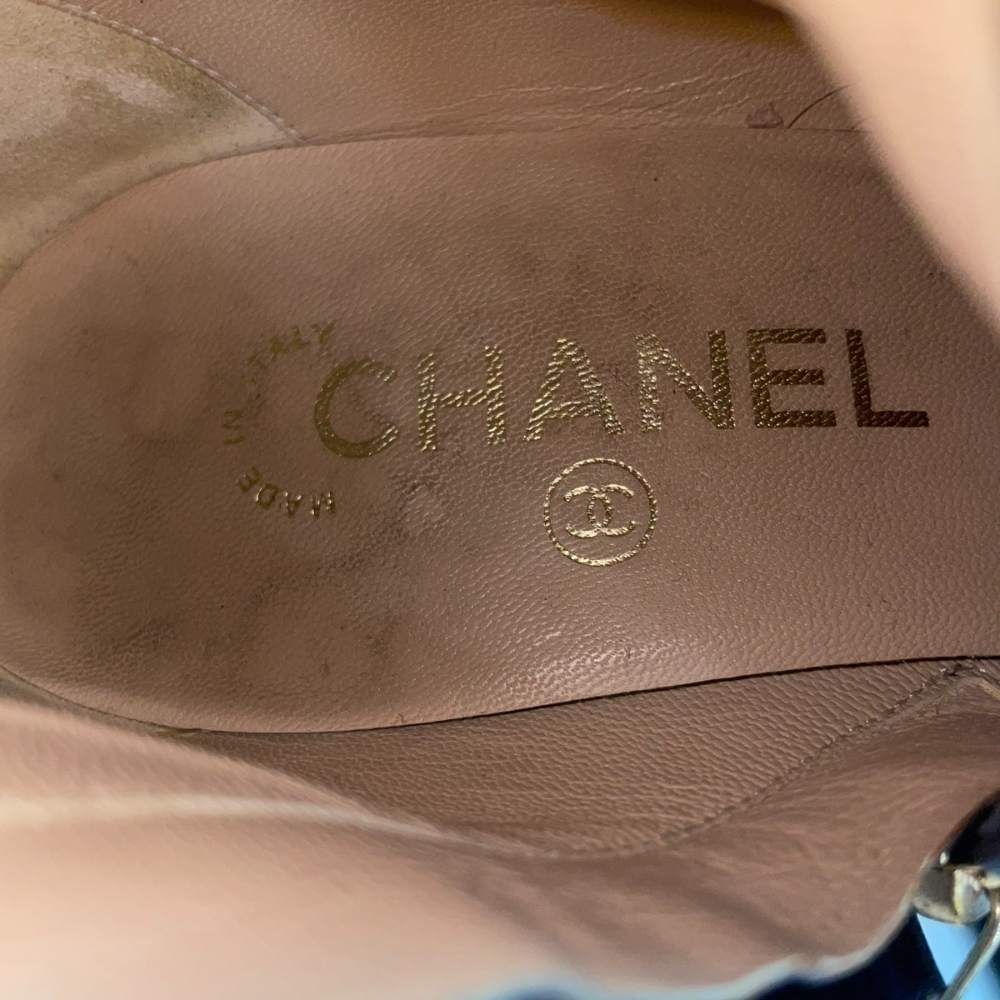 Chanel Long Boots Round Toe Leather CC Logo 39 — view 6