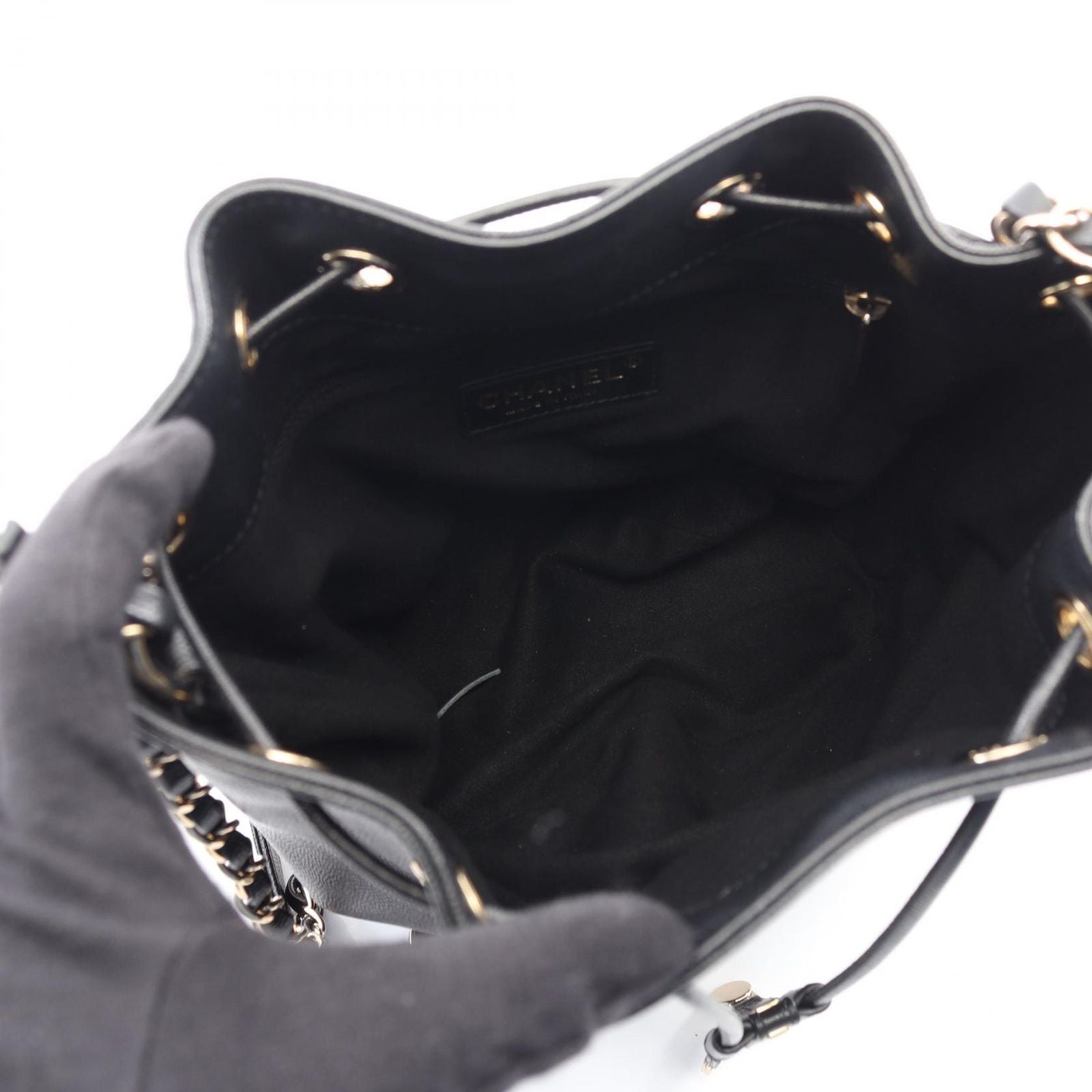 Chanel Shoulder Bag Deauville Black Leather Logo Stud — view 3