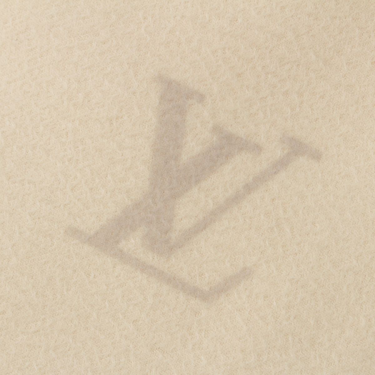 Louis Vuitton Cashmere Echarpe Jelum Scarf Ivory — view 3