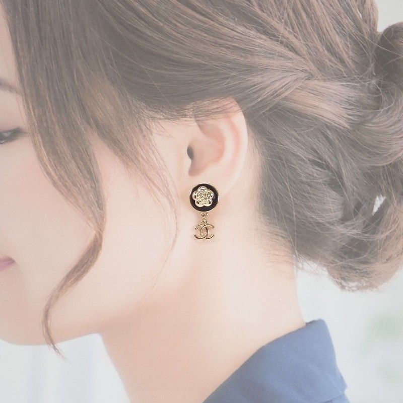 Chanel CC Camellia Logo Earrings Metal Leather Gold Black — view 9