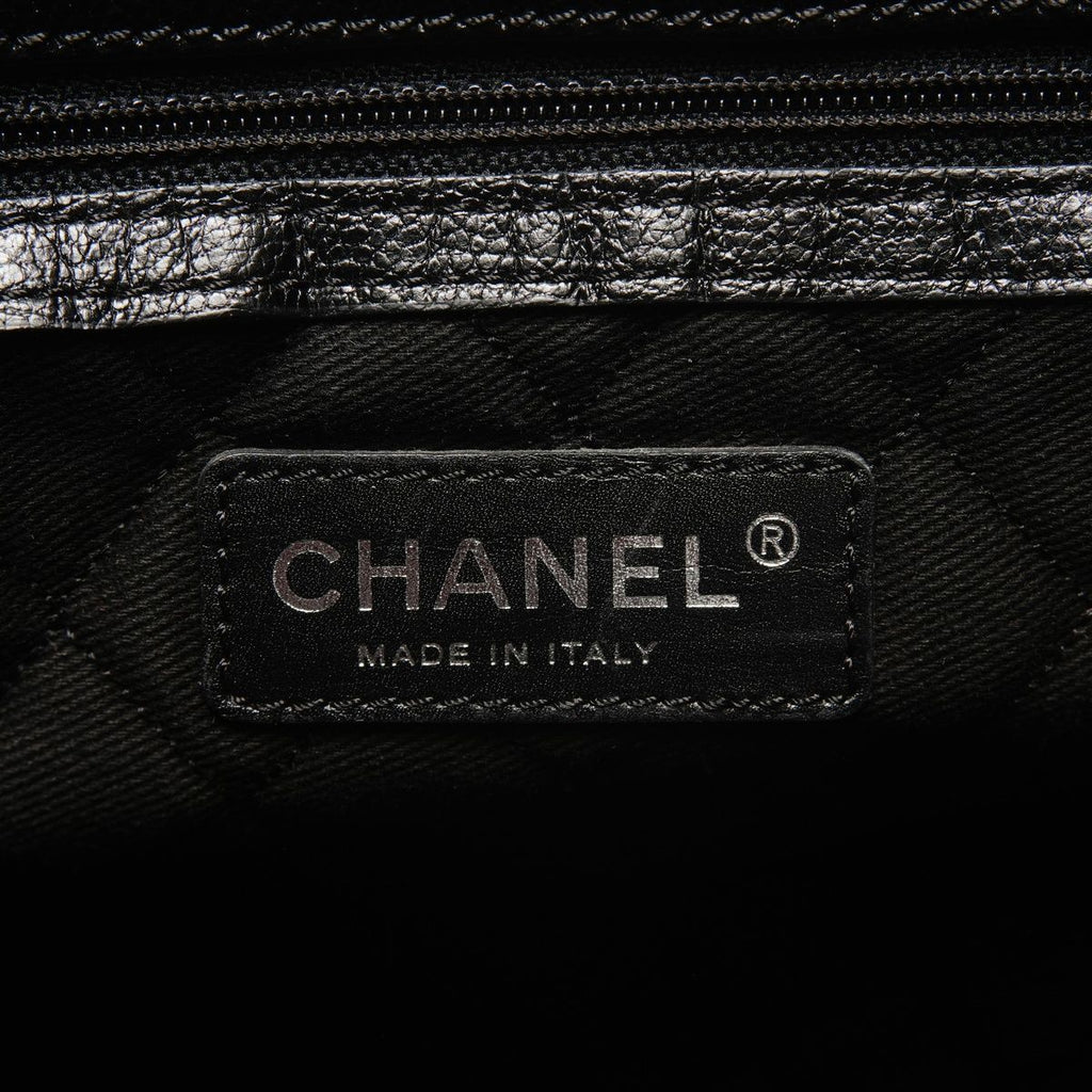 Chanel Tote Perforated Big CC Logo Leather — view 9