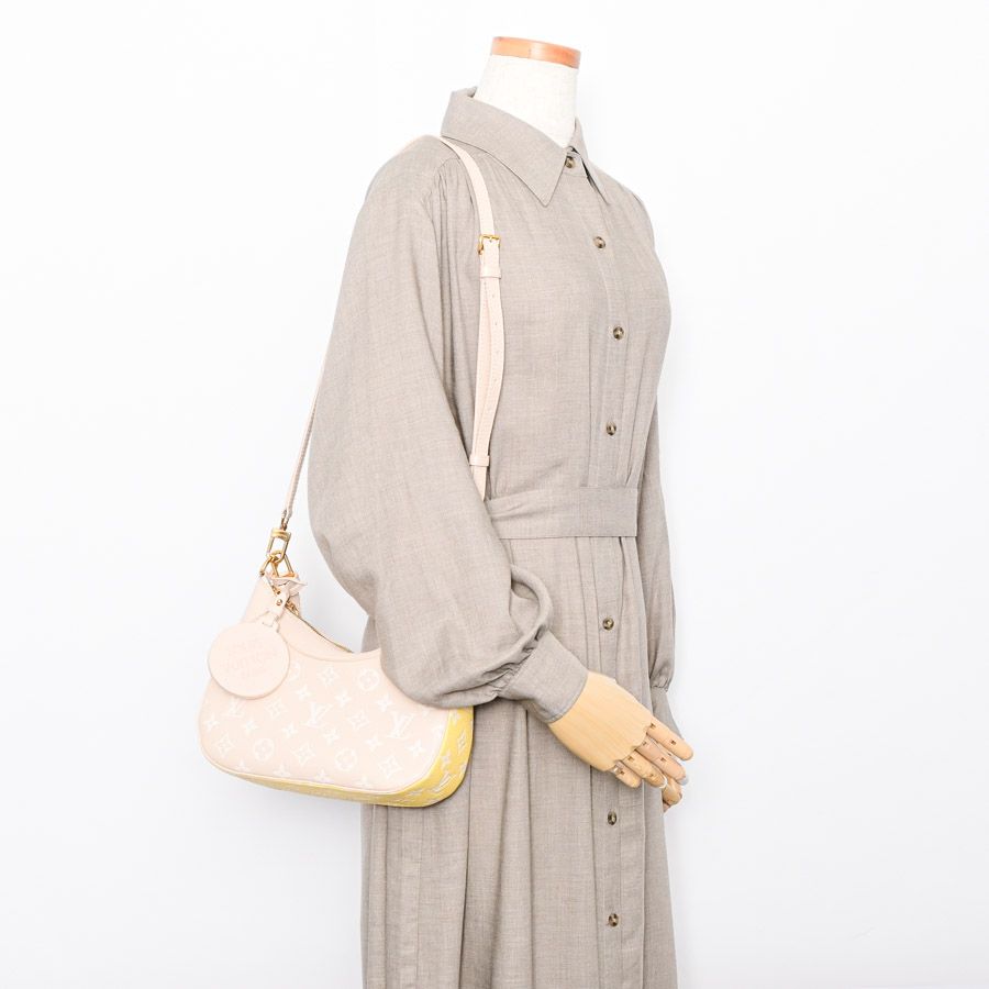 Louis Vuitton Shoulder Bag Bagatelle NM Beige Rose — view 7