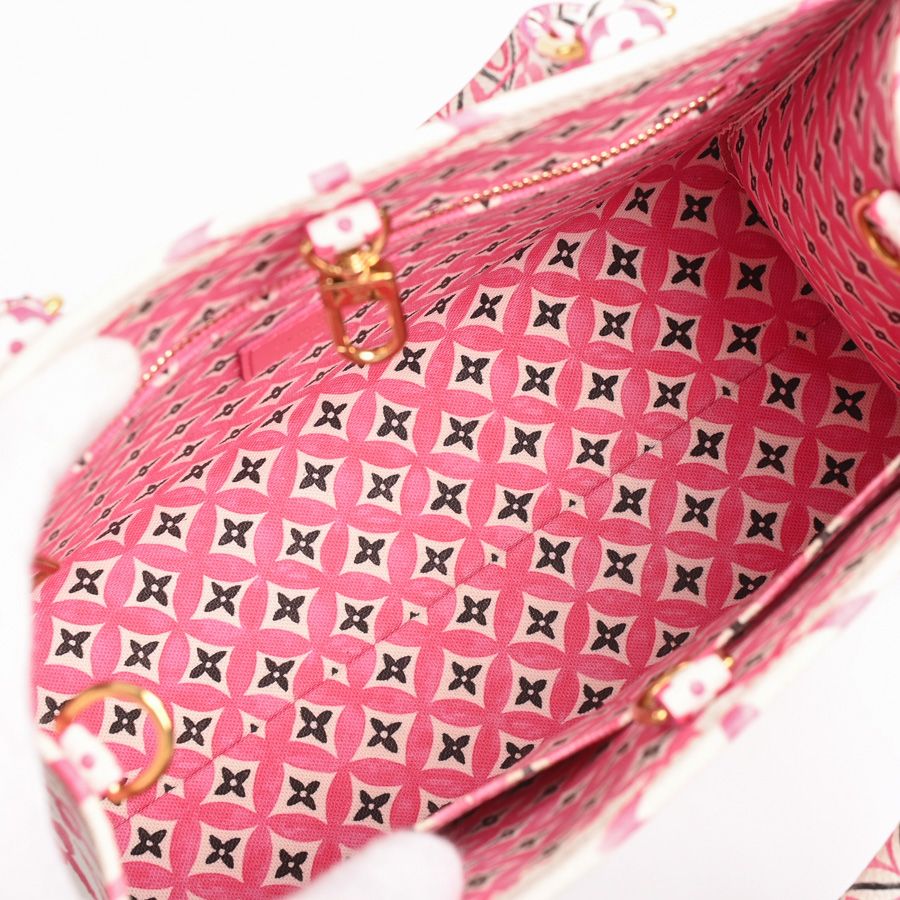 Louis Vuitton Handbag On The Go PM — view 4