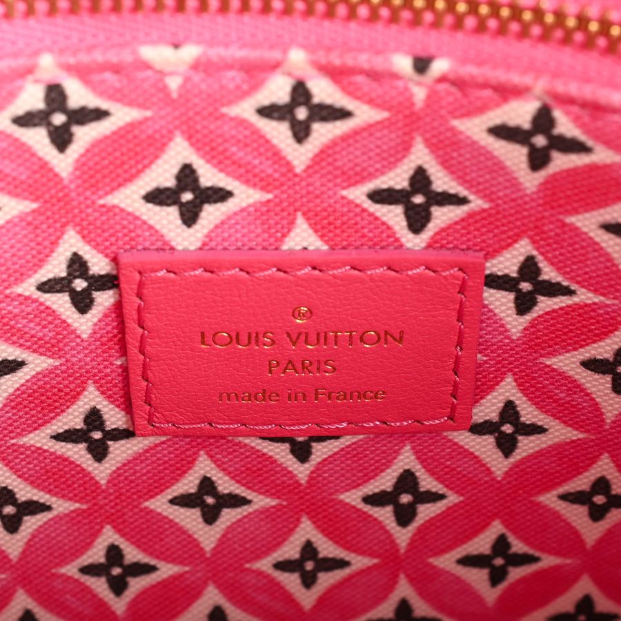 Louis Vuitton Handbag On The Go PM — view 6