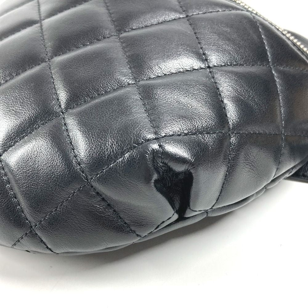 Chanel Belt Bag CC Logo Quilted Leather Black — view 6