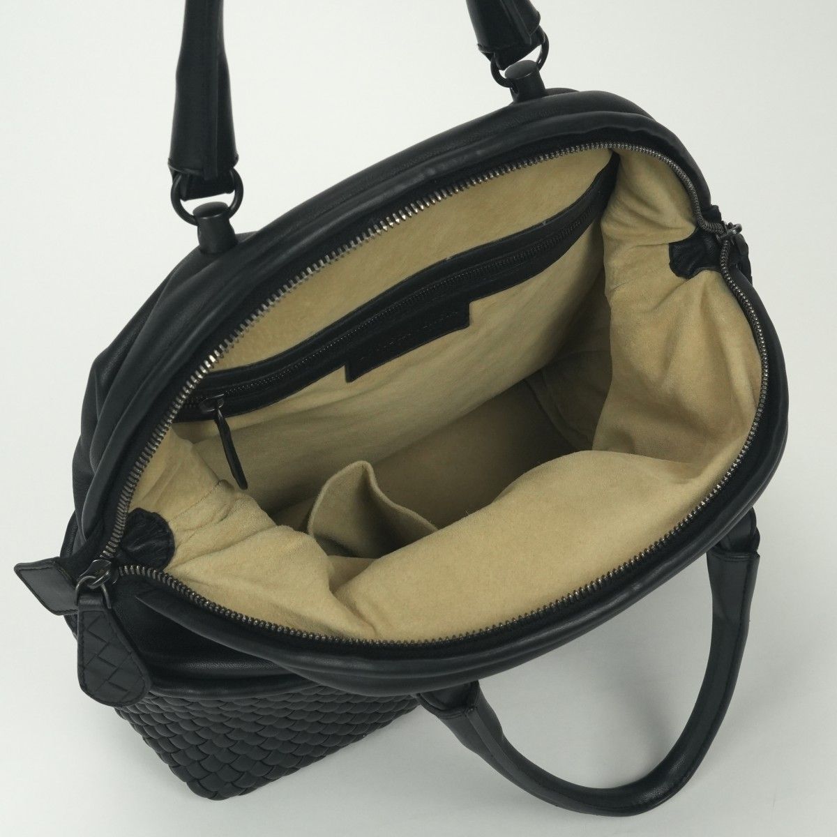 Bottega Veneta Intrecciato Tote Black Silver Handbag — view 8