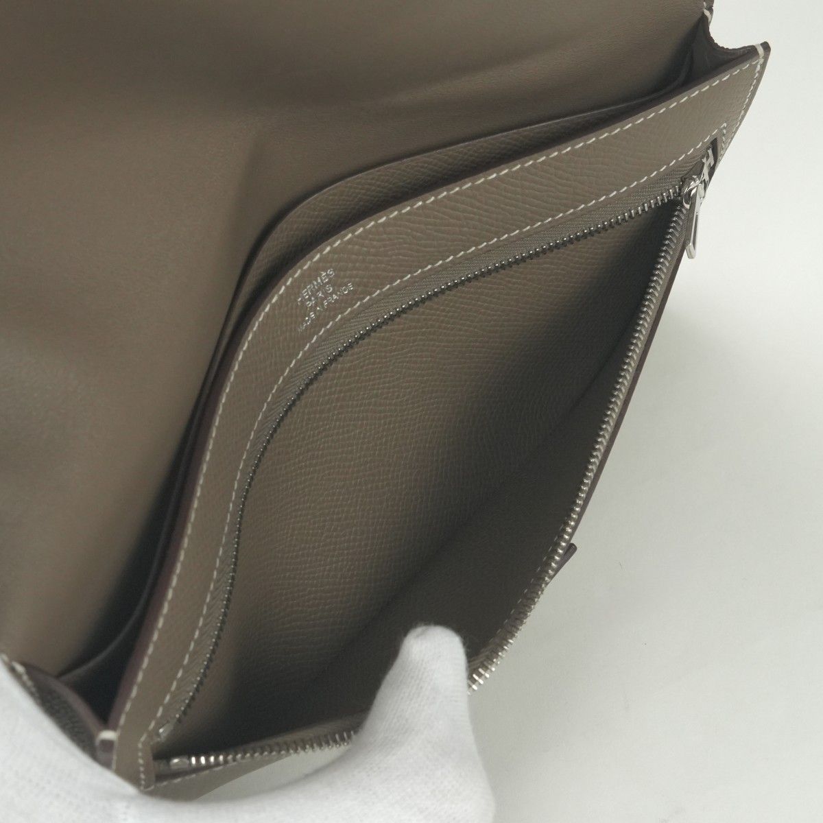 Hermes Passant to Tanman Wallet Veau Epsom Etoupe Gray — view 8