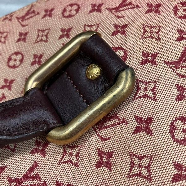 Louis Vuitton Monogram Mini Alma Bag Handbag — view 7