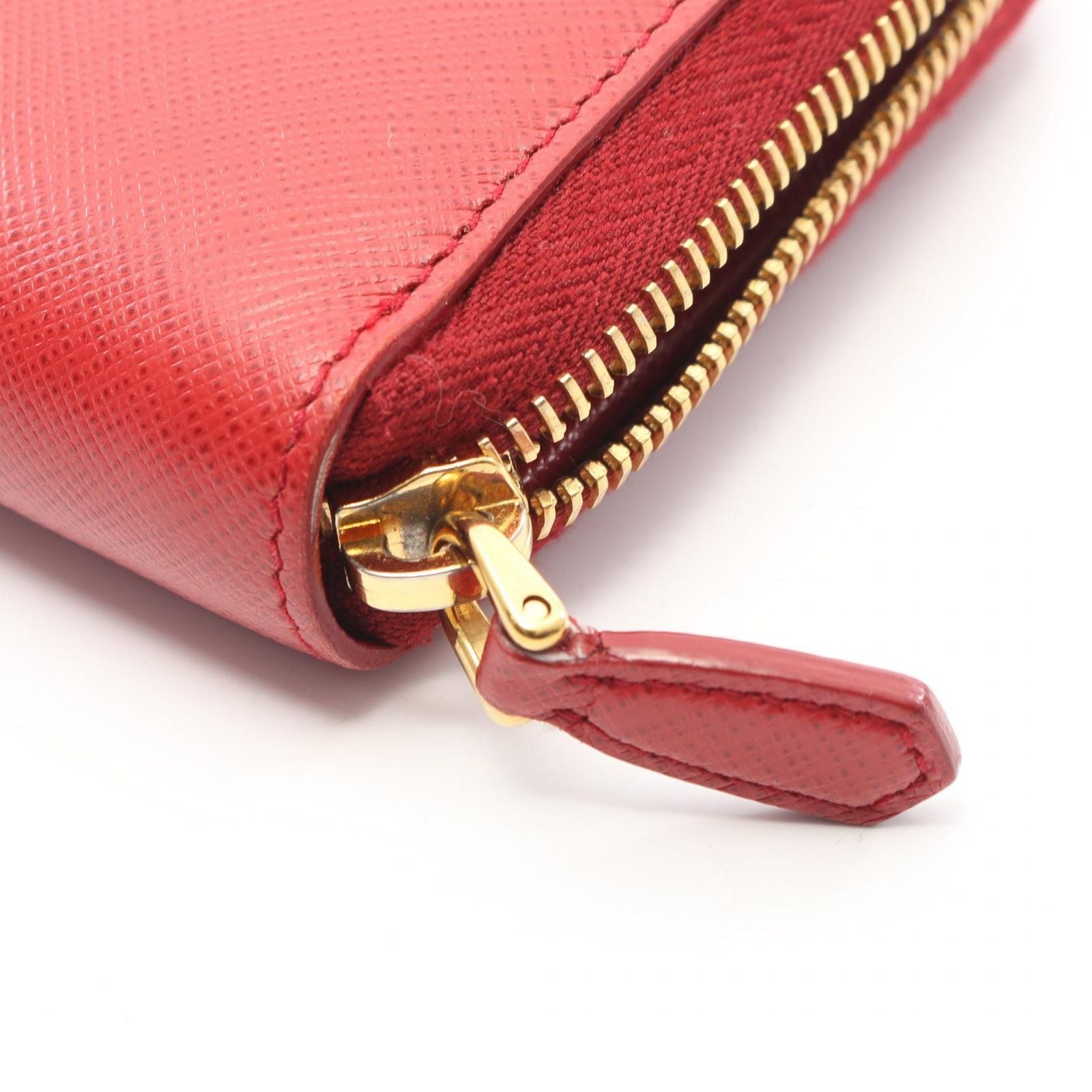 Prada Round Wallet Red Leather Zip Around — view 6