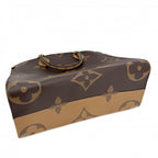 Louis Vuitton 2-Way On The Go MM Tote — view 3