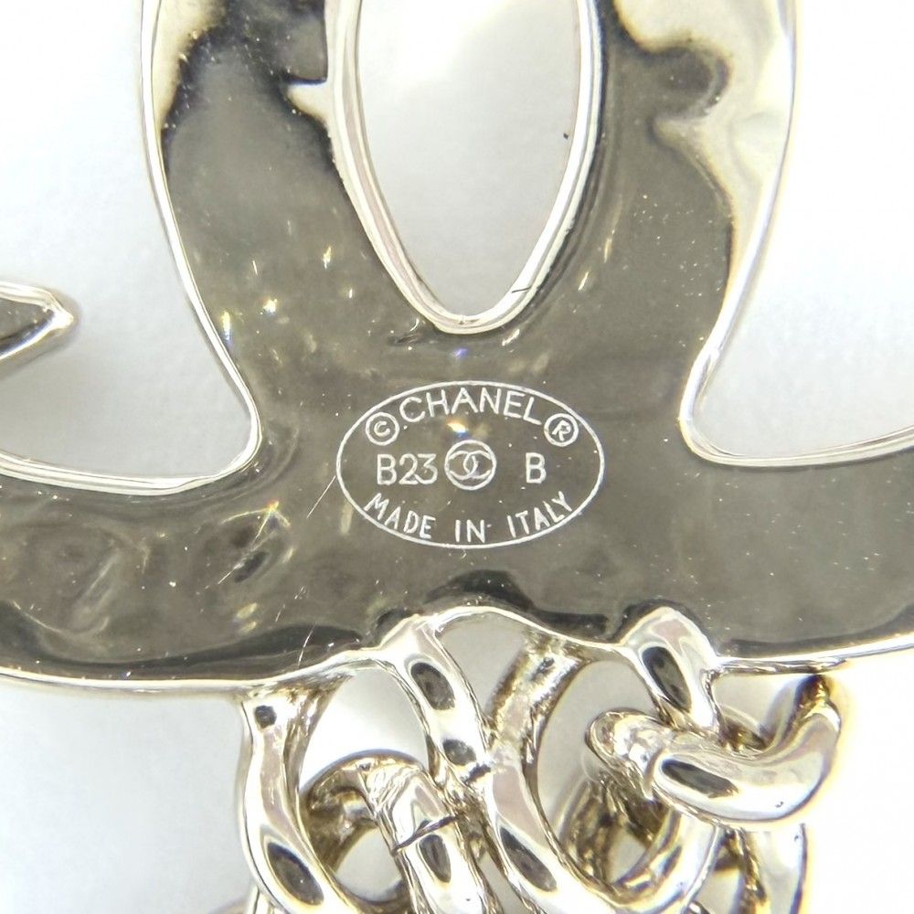 Chanel Brooch Star CC Logo — view 4