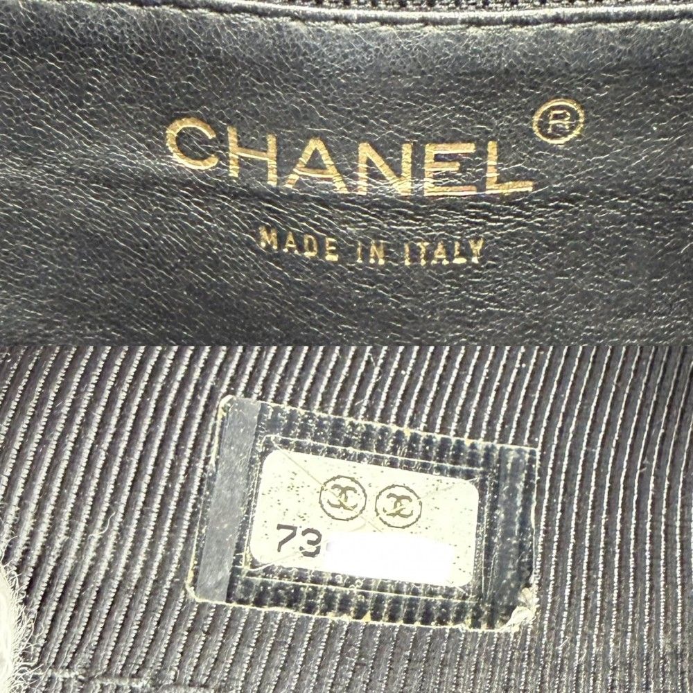 Chanel Handbag Quilted CC Logo Tote Shoulder Lambskin — view 5