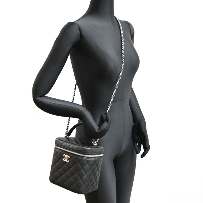 Chanel Shoulder Bag Caviar Black — view 9