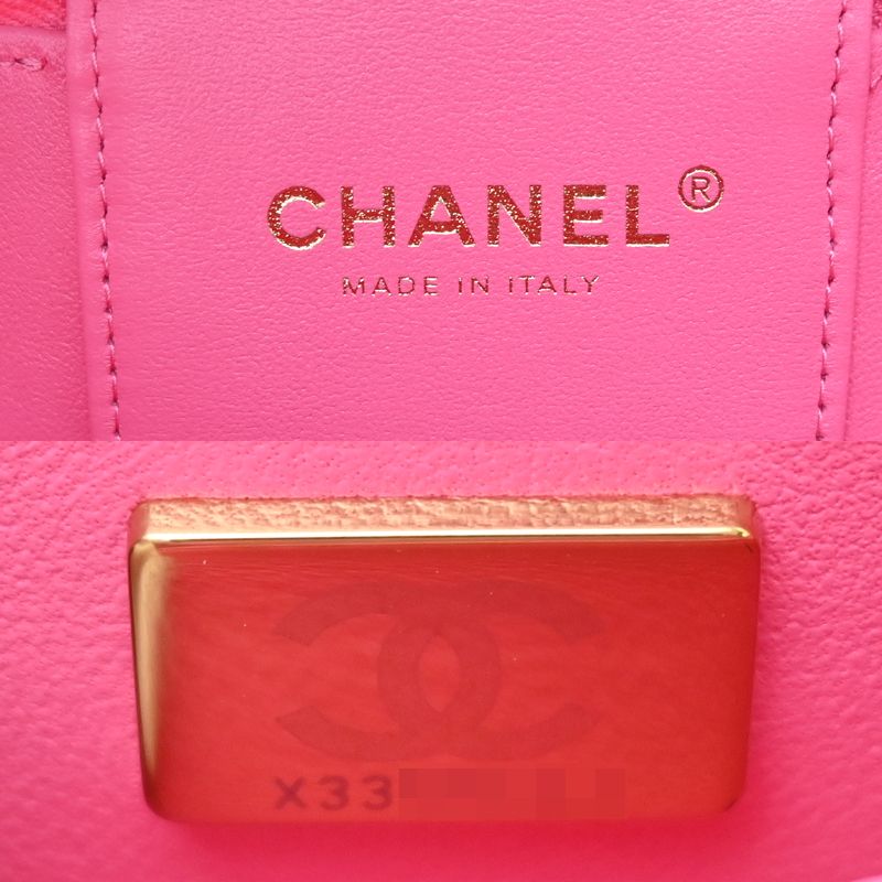 Chanel Shoulder Bag Caviar Pink — view 8