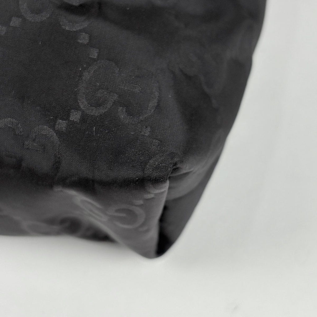Gucci GG Pattern Shoulder Bag Nylon Black — view 3