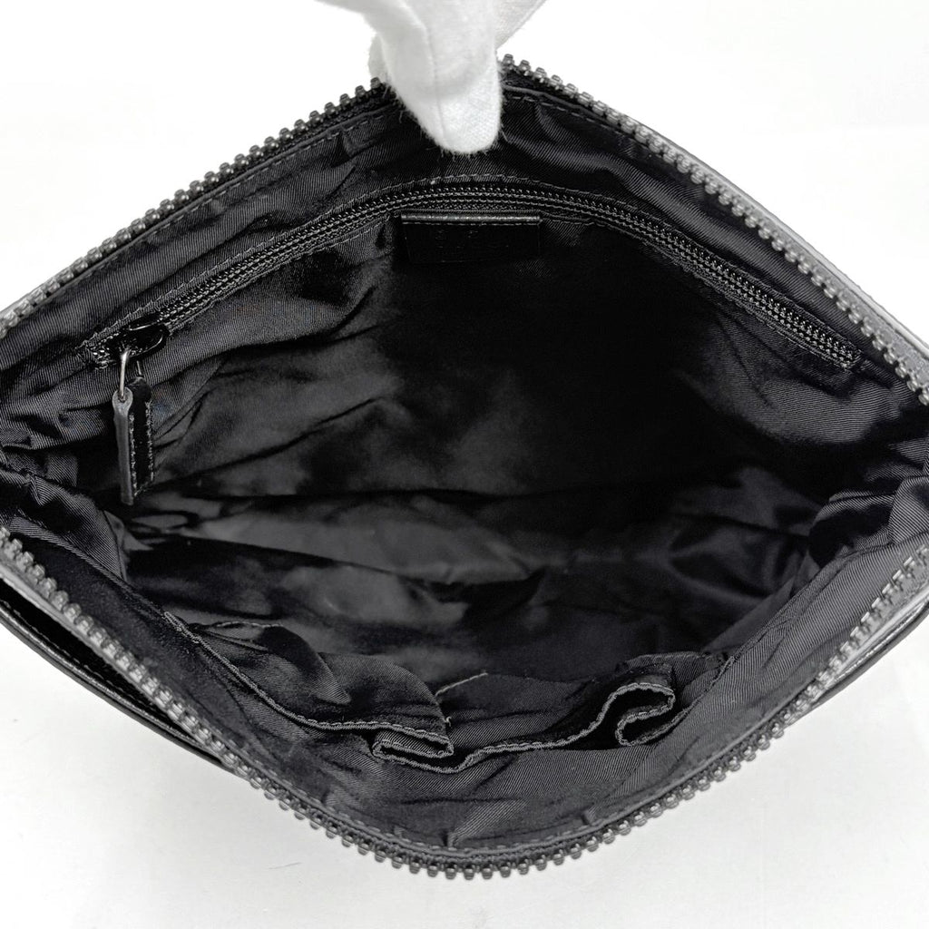 Gucci GG Pattern Shoulder Bag Nylon Black — view 9