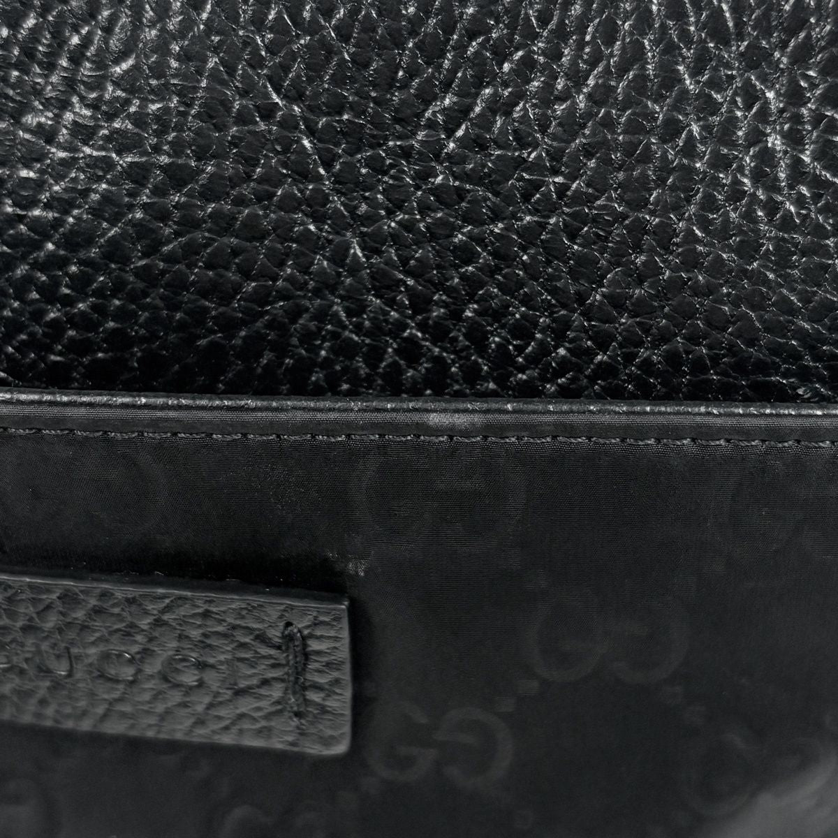 Gucci GG Pattern Shoulder Bag Nylon Black — view 4