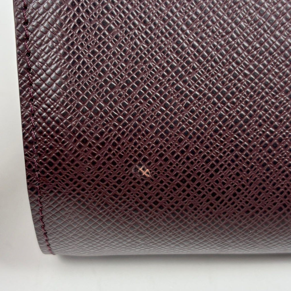 Louis Vuitton Baikal Handheld Business Second Bag Taiga Acajou — view 4