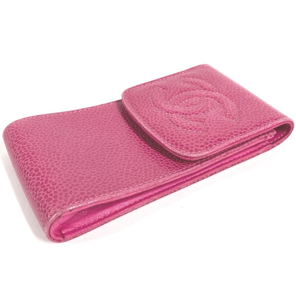 Chanel Pouch CC Logo Caviar Leather Pink — view 2
