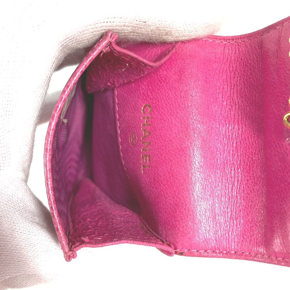 Chanel Pouch CC Logo Caviar Leather Pink — view 8