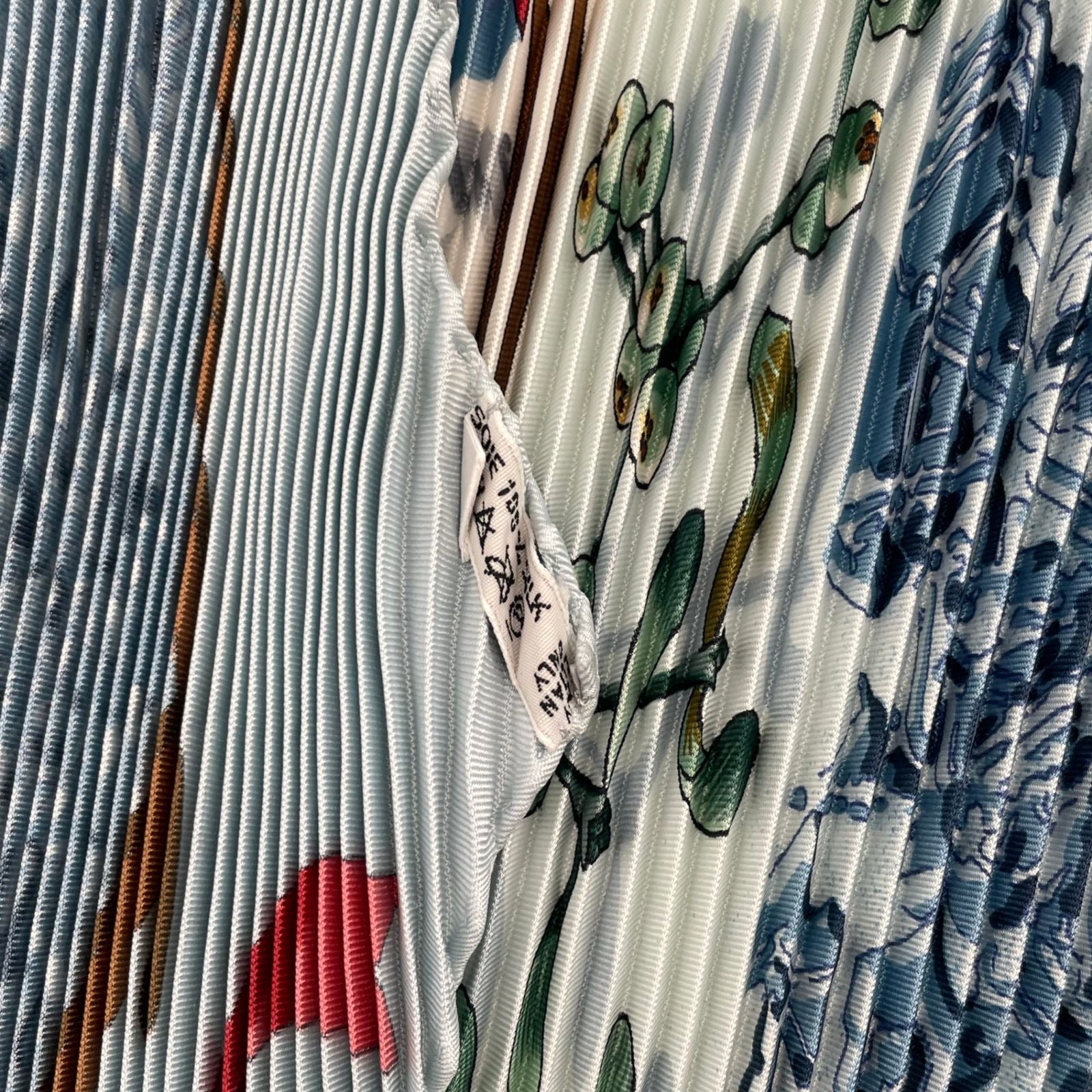 Hermes Scarf Pleated Silk Neige D'antan Last Year's Snow Blue — view 7
