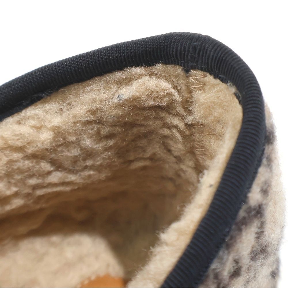 Gucci GG Shearling Horsebit Low Cut Shoes Slip on Beige — view 6