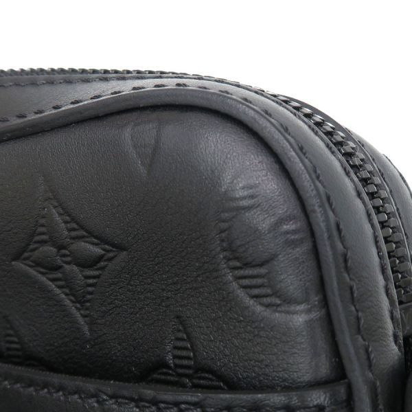 Louis Vuitton Shadow Duo Clutch — view 4