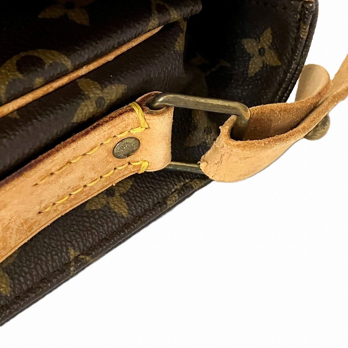 Louis Vuitton GM Monogram Shoulder Bag — view 8