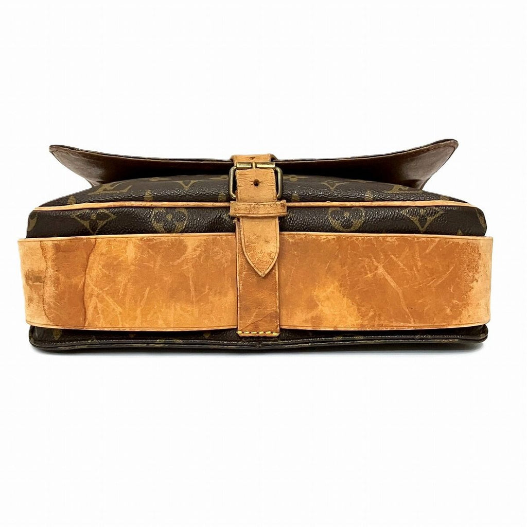 Louis Vuitton GM Monogram Shoulder Bag — view 3