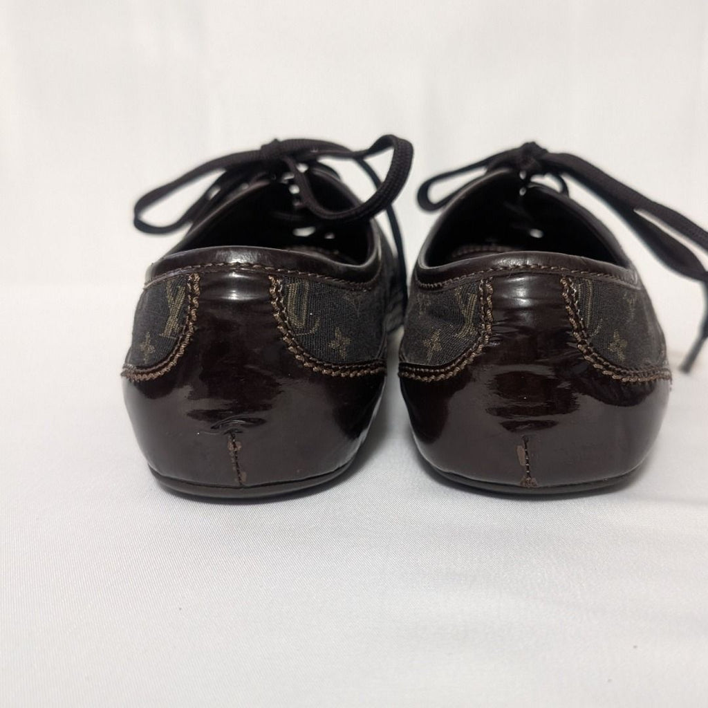 Louis Vuitton Sneakers Monogram Mini Canvas Patent — view 4