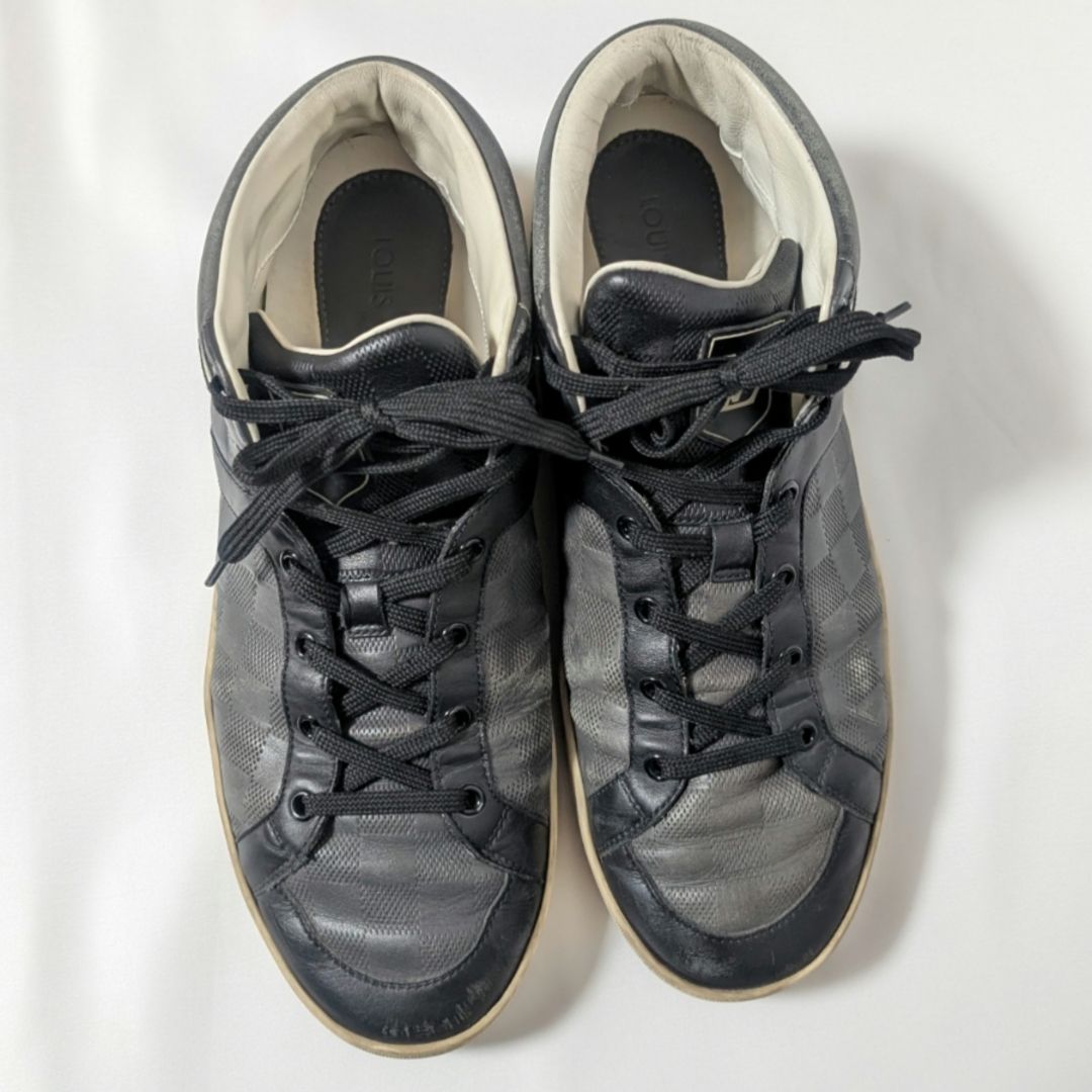 Louis Vuitton Sneakers Damier Infini Gray LV Logo — view 6