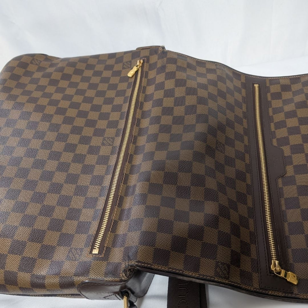 Louis Vuitton Spencer Damier Shoulder Bag — view 7