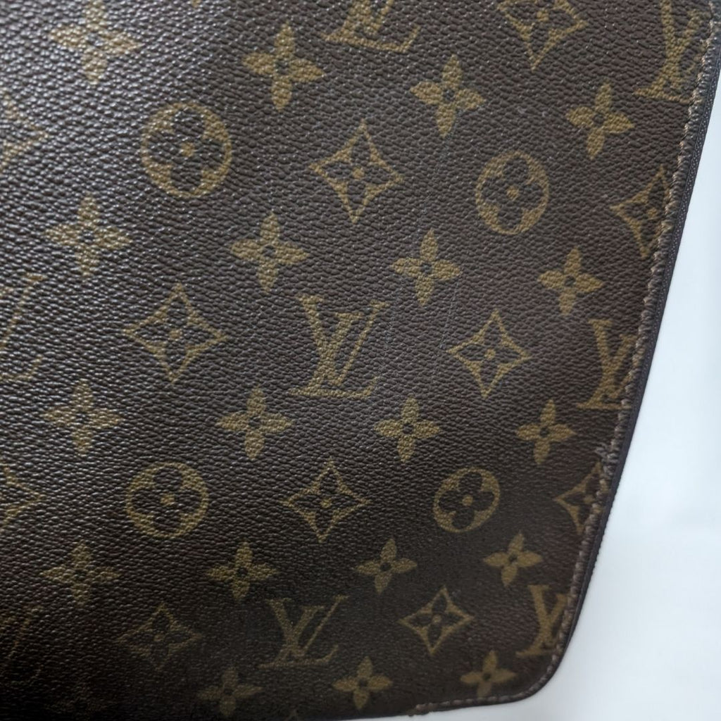 Louis Vuitton Poche Document Monogram Clutch — view 4