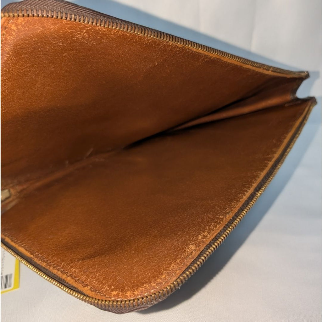 Louis Vuitton Poche Document Monogram Clutch — view 6