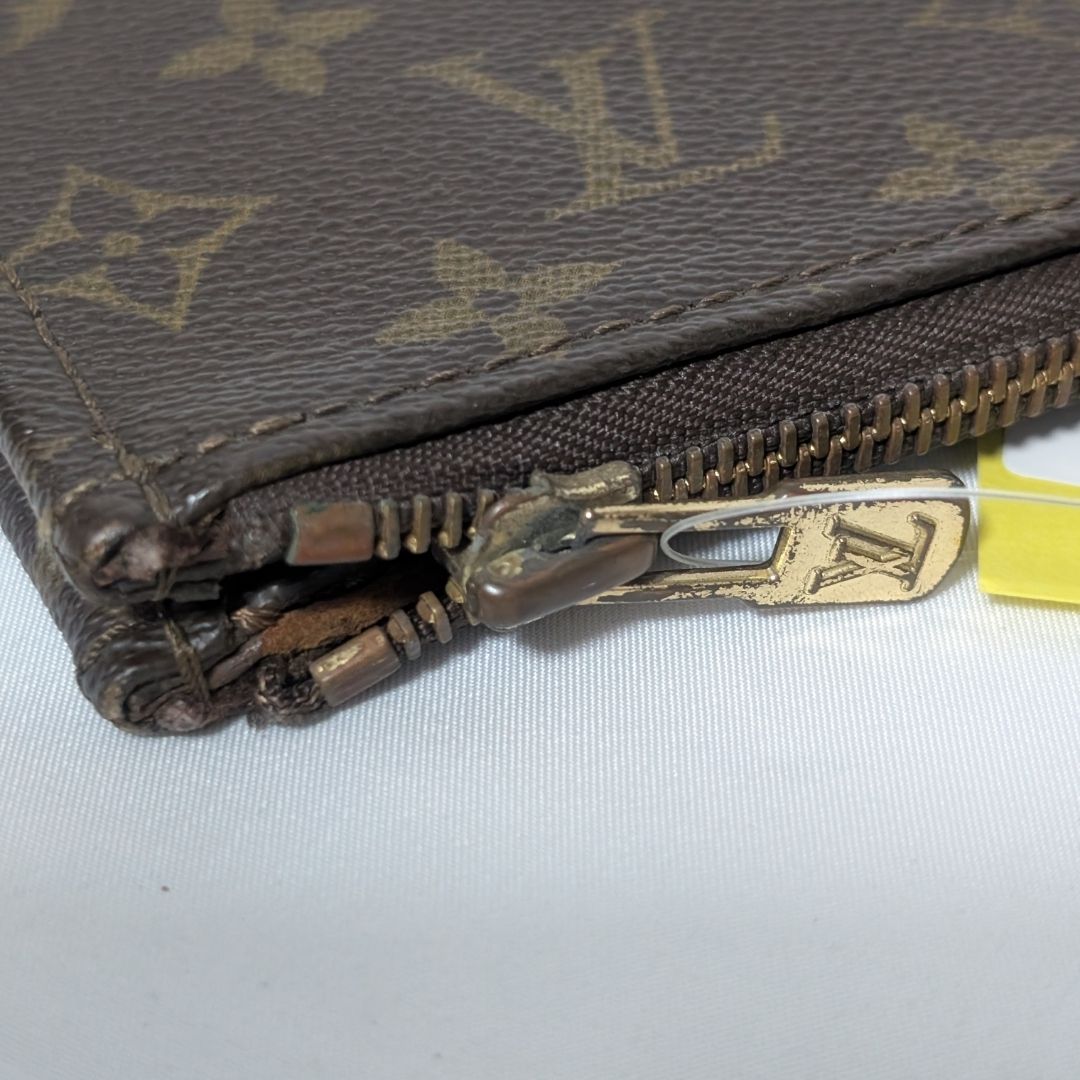 Louis Vuitton Poche Document Monogram Clutch — view 5