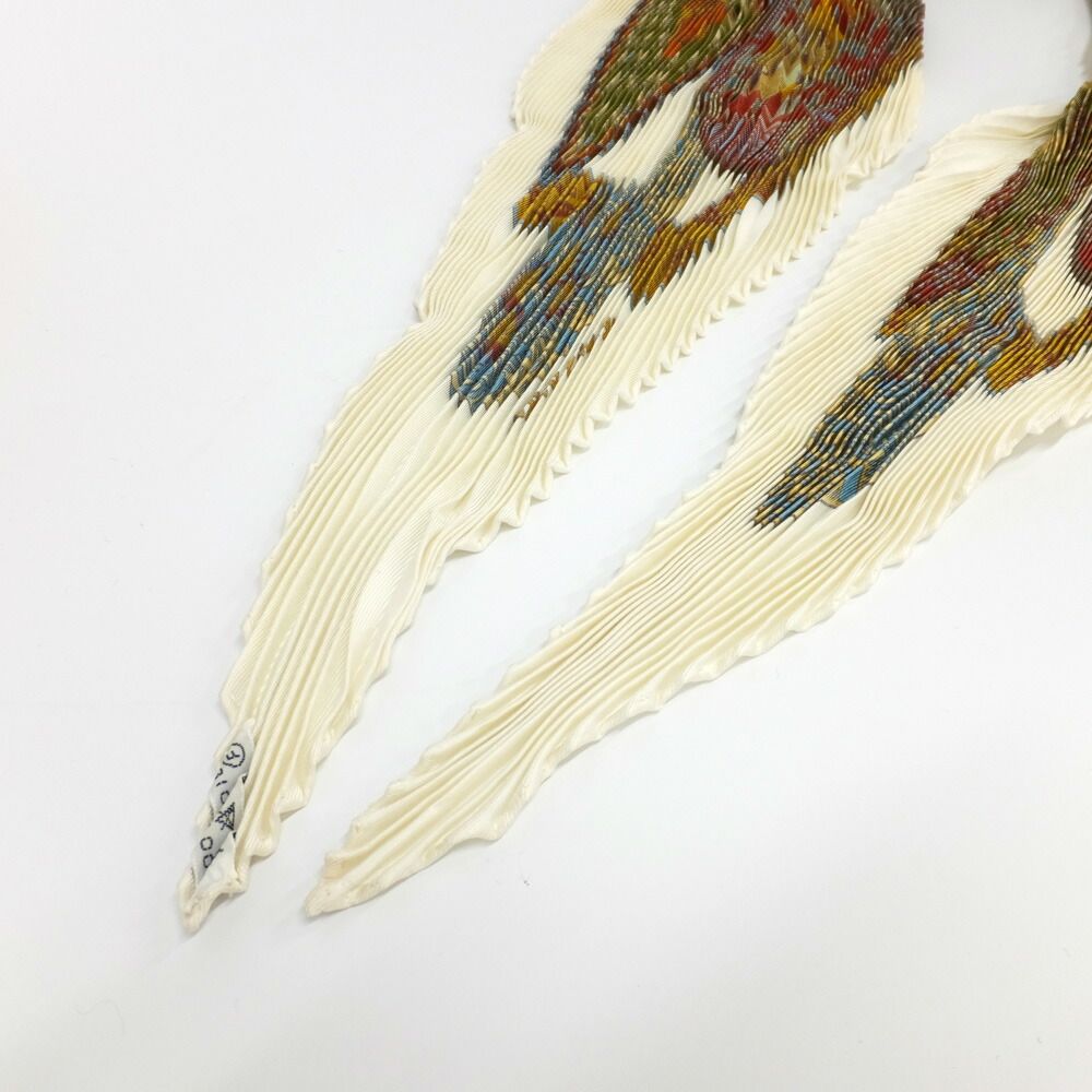 Hermes Carre Plisse Pliss Scarf White Red Multicolor Silk — view 5